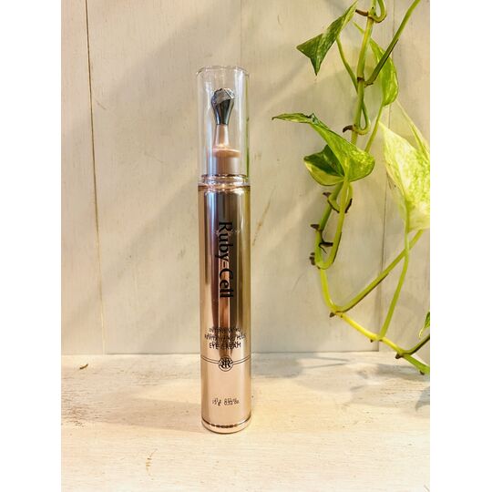 傷みがちなロングヘアもトリートメントでケア | 大阪市港区の美容室