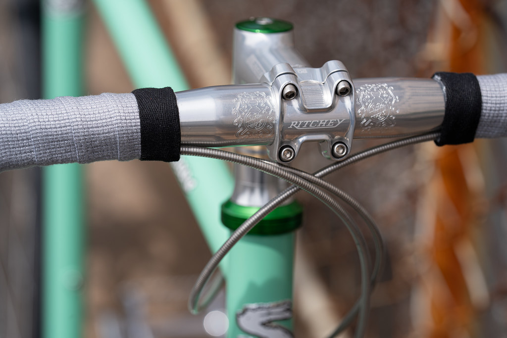 SURLY* straggler / BUILT BY BLUE LUG - CUSTOMER'S BIKE CATALOG