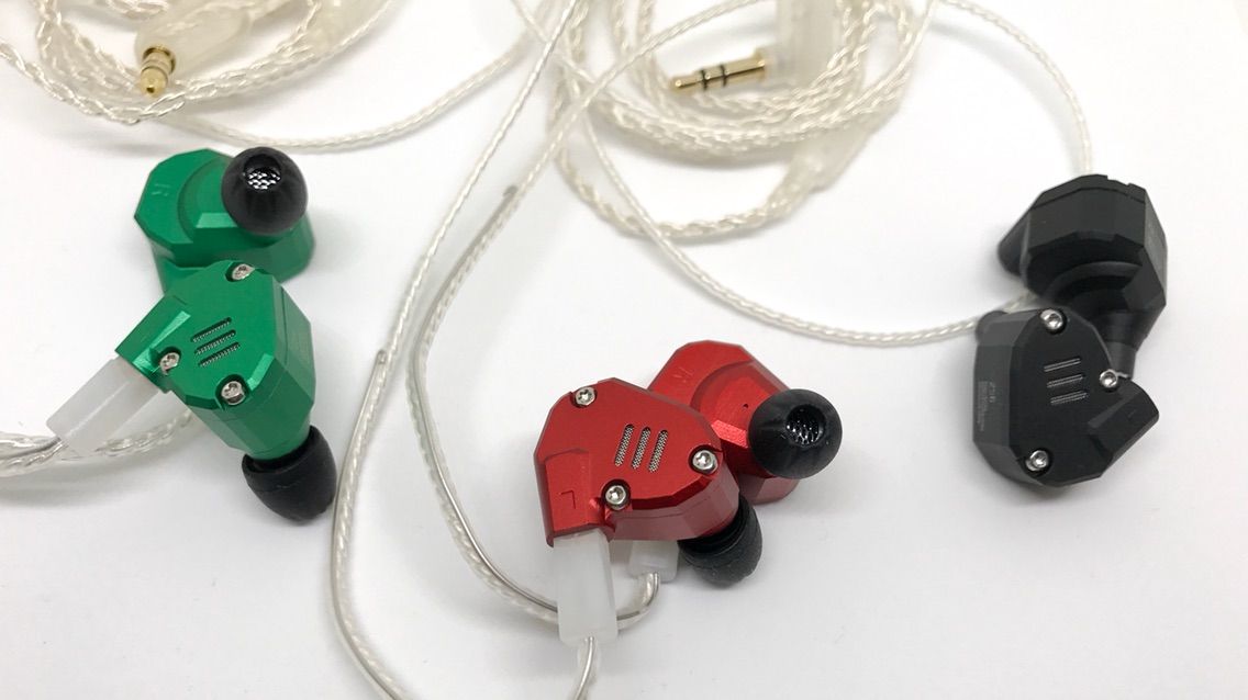 KZ ZS6」デザインも価格も音質も非常識すぎる話題の中華イヤホンを「全