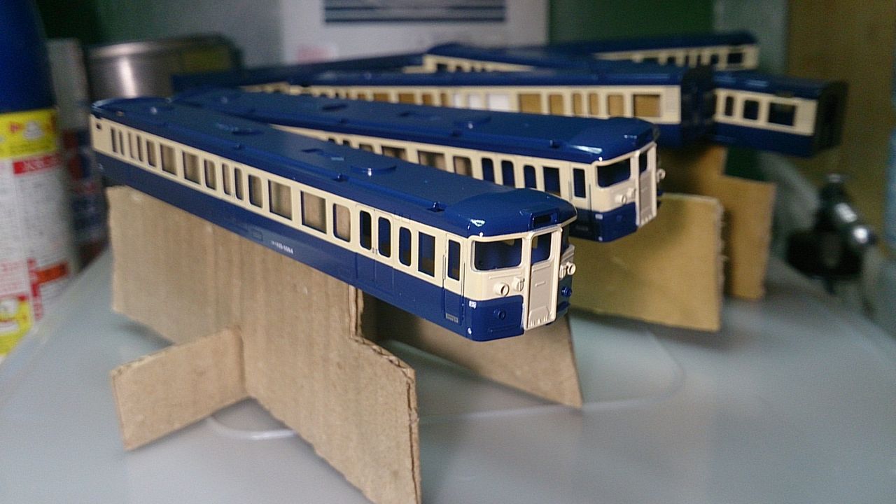 鉄道模型】TOMIX・115系C1編成横須賀色 インレタ貼り(その1.5) : 鶴岡