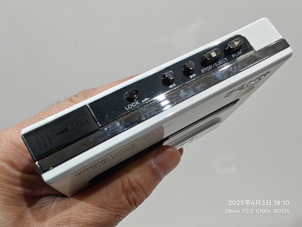 1987/昭和62/SONY/WM-501/WALKMAN/カセットケースサイズウォークマン