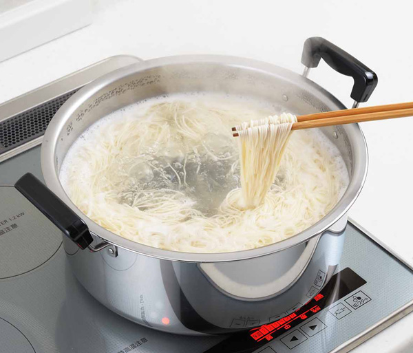 両手鍋 28cm IH対応 蓋付き 満菜 ステンレス製 日本製 （ ガス火対応