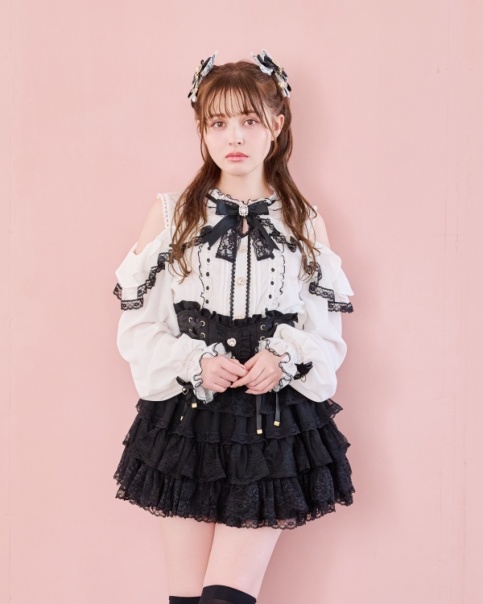 オープンショルダーフリルブラウス ｜ LIZ LISA（リズリサ）公式通販