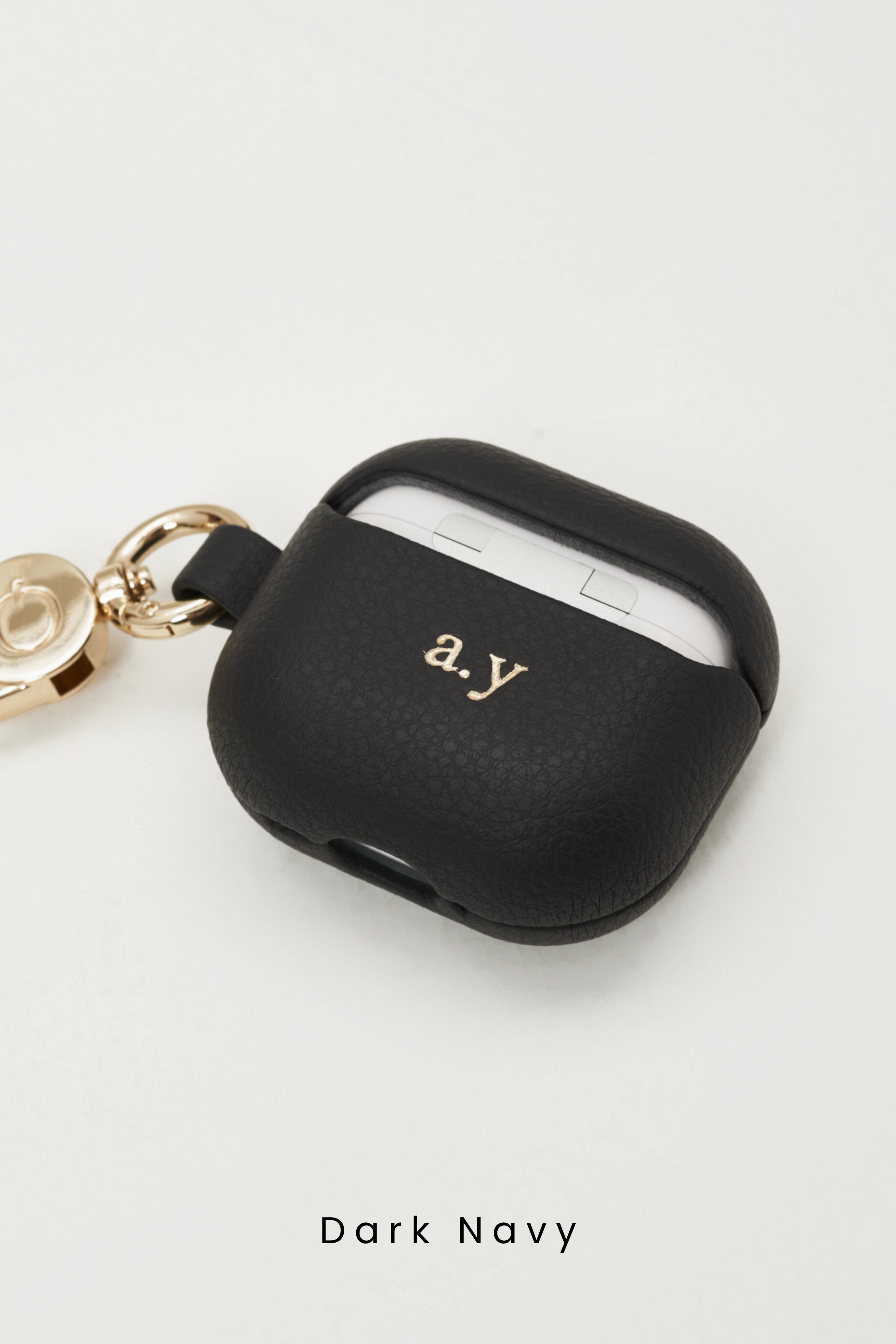 AirPods Pro 4 ケース｜名入れ刻印対応・国産アップルレザー | LOVST TOKYO