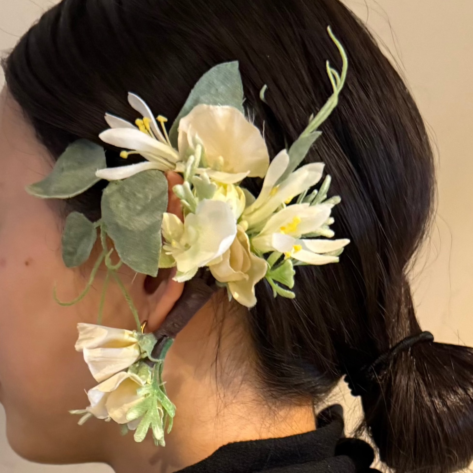 アーティフィシャルフラワーイヤーフック/イヤーカフ natural