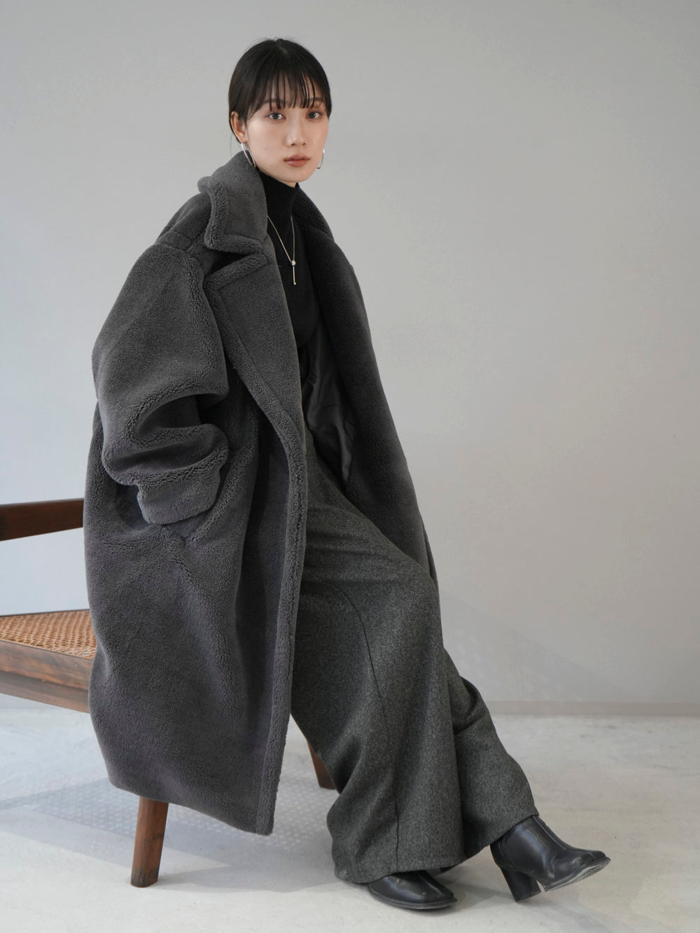 予約】ボアミドルコート/チャコール – Lumier