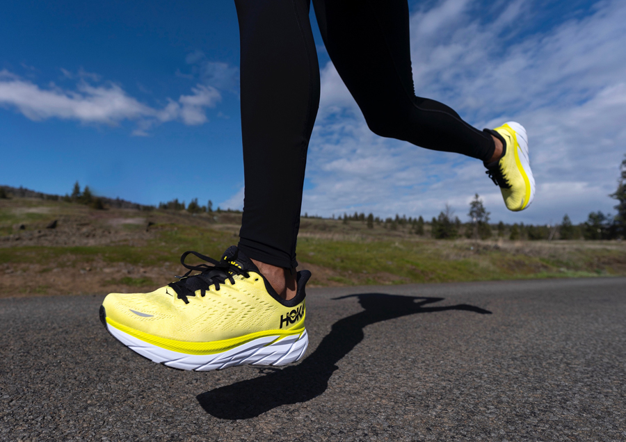 6月から】《HOKA ONE ONE》トライアスリートにも人気の定番モデルが