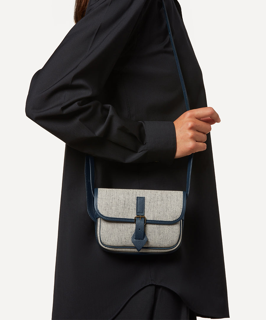 ベルトバッグ – L/UNIFORM