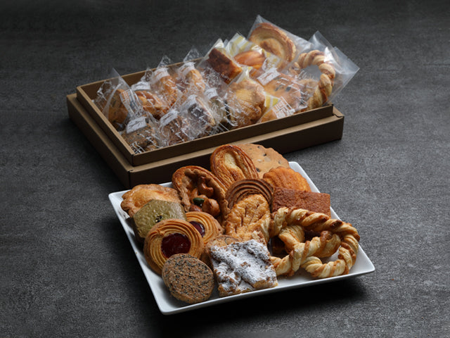 焼き菓子』詰め合わせ（14種） – Pâtisserie MAMAN