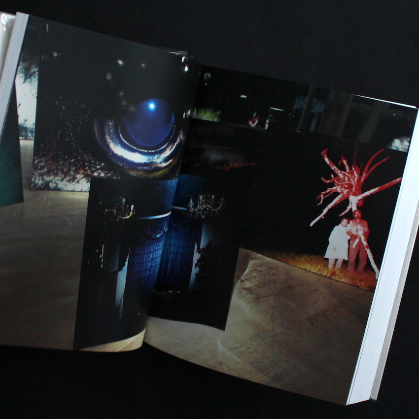 螺旋海岸 notebook - 志賀 理江子 / Lieko Shiga