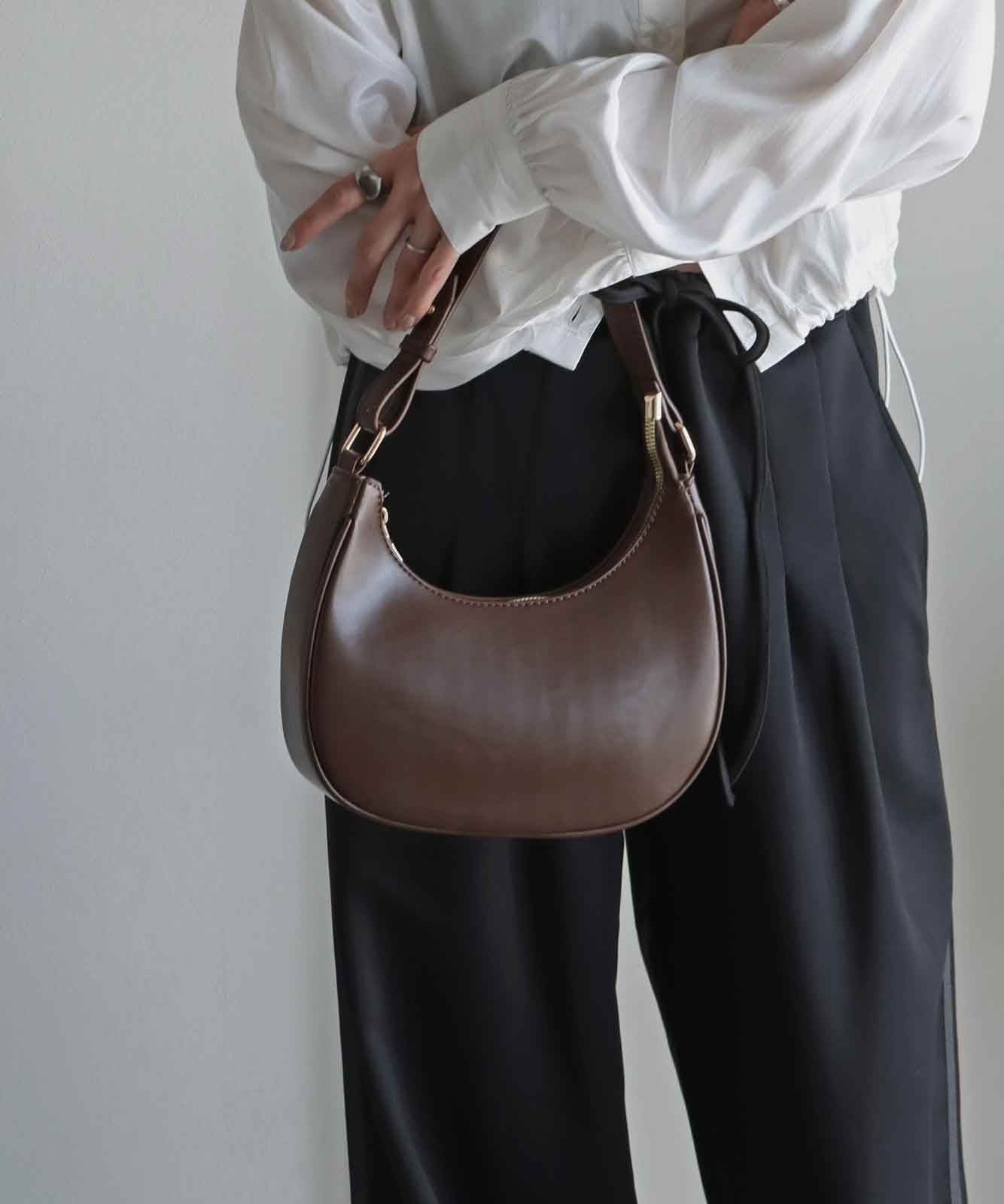 40%OFF】COURO ハーフムーンホーボーバッグ | すべての商品 | Studio