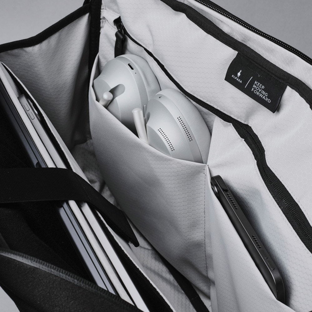 ELEMENTS TECH BRIEF PRO | BACKPACKS | 【公式】ALPAKA (アルパカ)