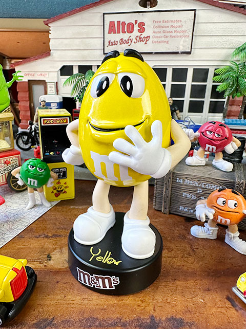 m&m's ダイキャストメタルフィギュア （イエロー） Jadaの通販・販売