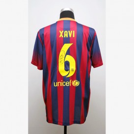 スアレス直筆サイン入りバルセロナ16/17ホームユニフォーム | THE DUGOUT