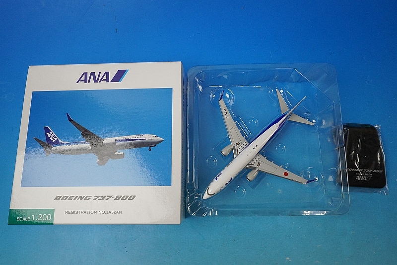 全日空商事 1/200 B737-800 ANA NH20033 1/200 B737-800 ANA JA52AN