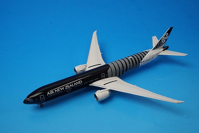 1/400 エア・ニュージーランド ホビット ボーイング777-300ER 1⁄400