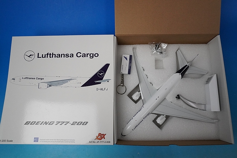 1/200 B777-200 ルフトハンザカーゴ D-ALFJ [JF-777-2-008] J