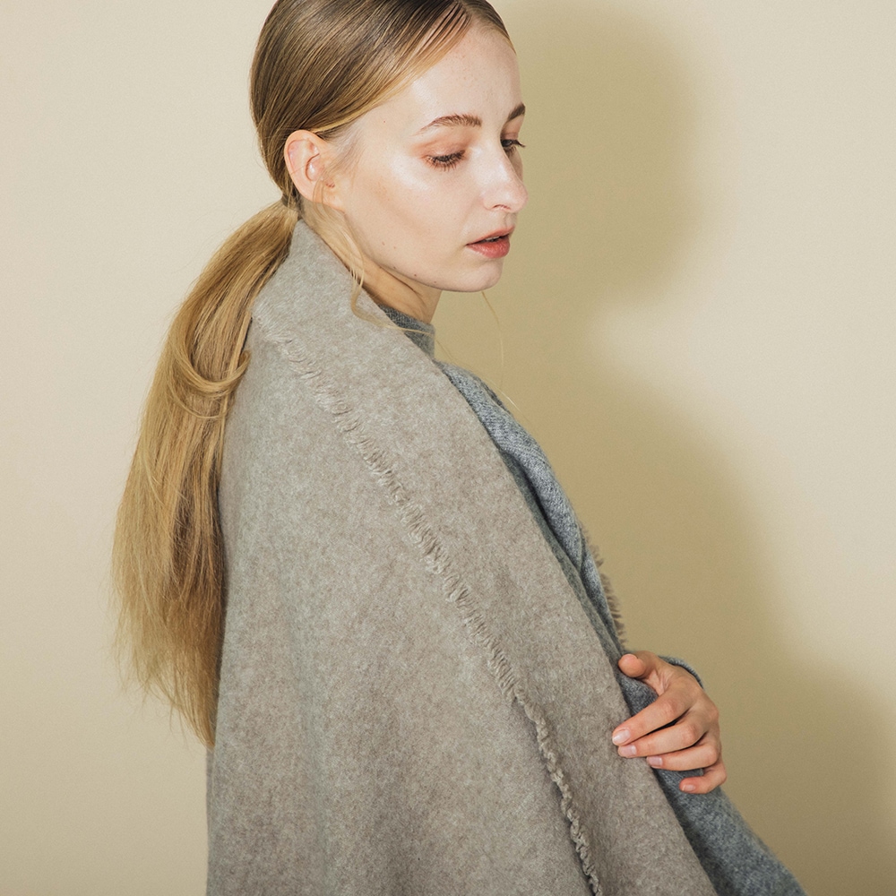 カシミヤ100％ 手仕上げブランケット | Blanket | FUKAKINET