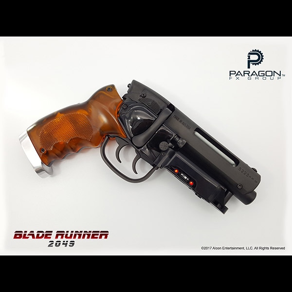 映画グッズ販売専門店ハリコレ。映画グッズが豊富な品揃え。ブレード