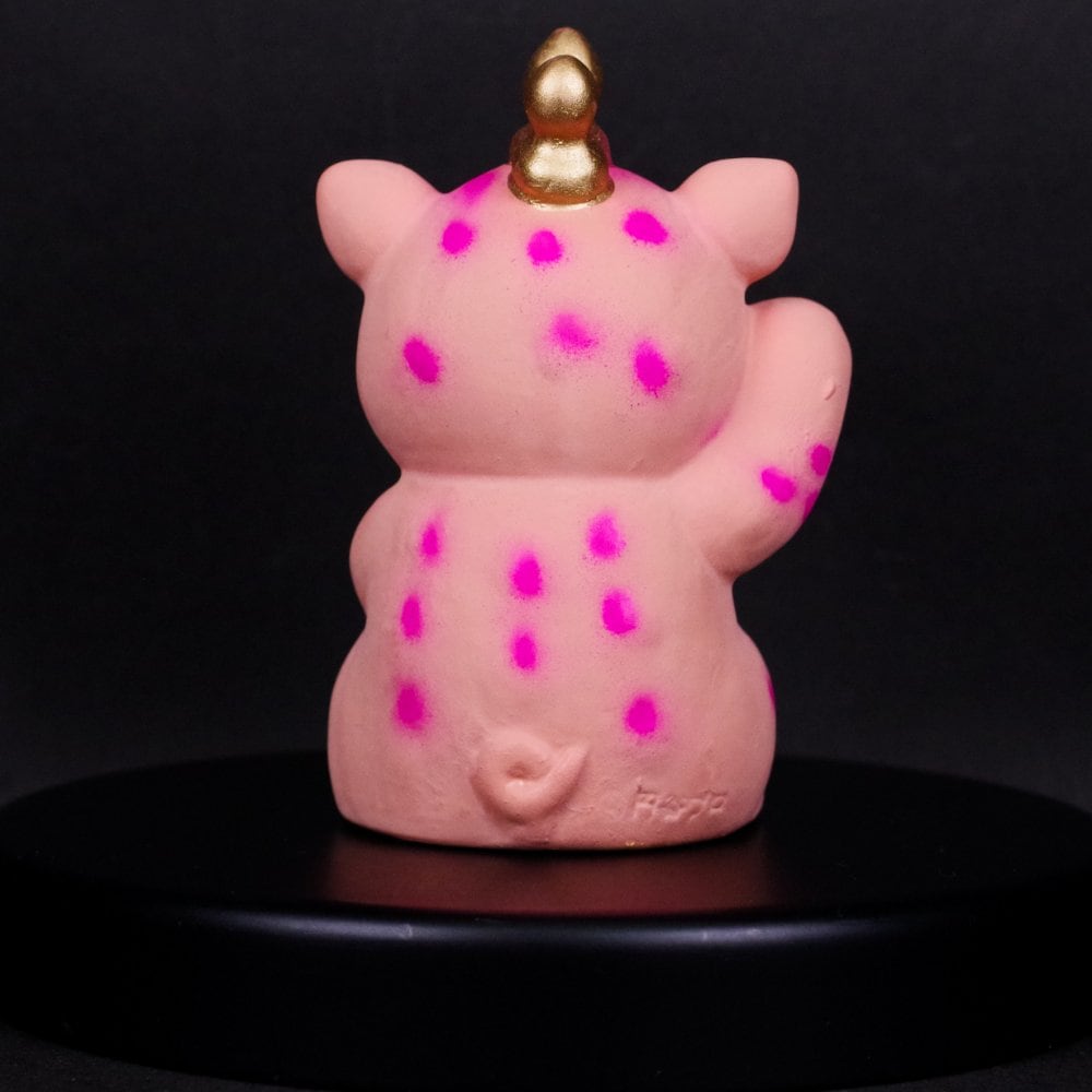 快獣ブースカ/瀬戸焼 招きブースカ(さくら色)｜墓場の画廊ONLINE STORE