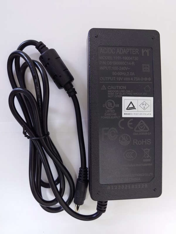 MINISFORUM ACアダプター 19V-90W 丸端子 （保守部材）* | ミニPC用