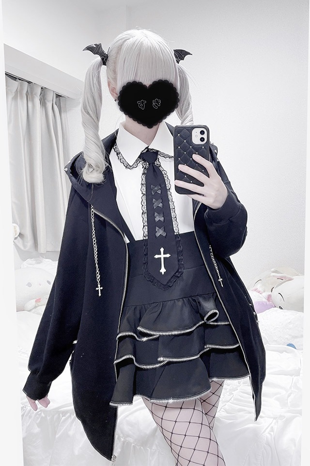 MA*RS】スタッズ付きクロス刺繍ビックパーカー - ブラック size-F