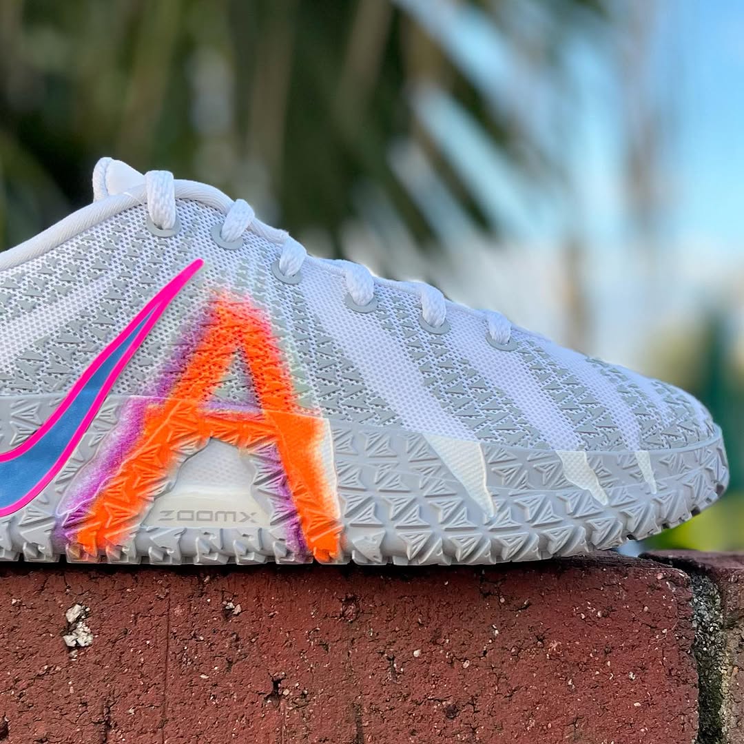 NIKE JA 3 GS 'LIGHT SHOW' ナイキ ジャ 3 ジャ モラント 【BOY'S