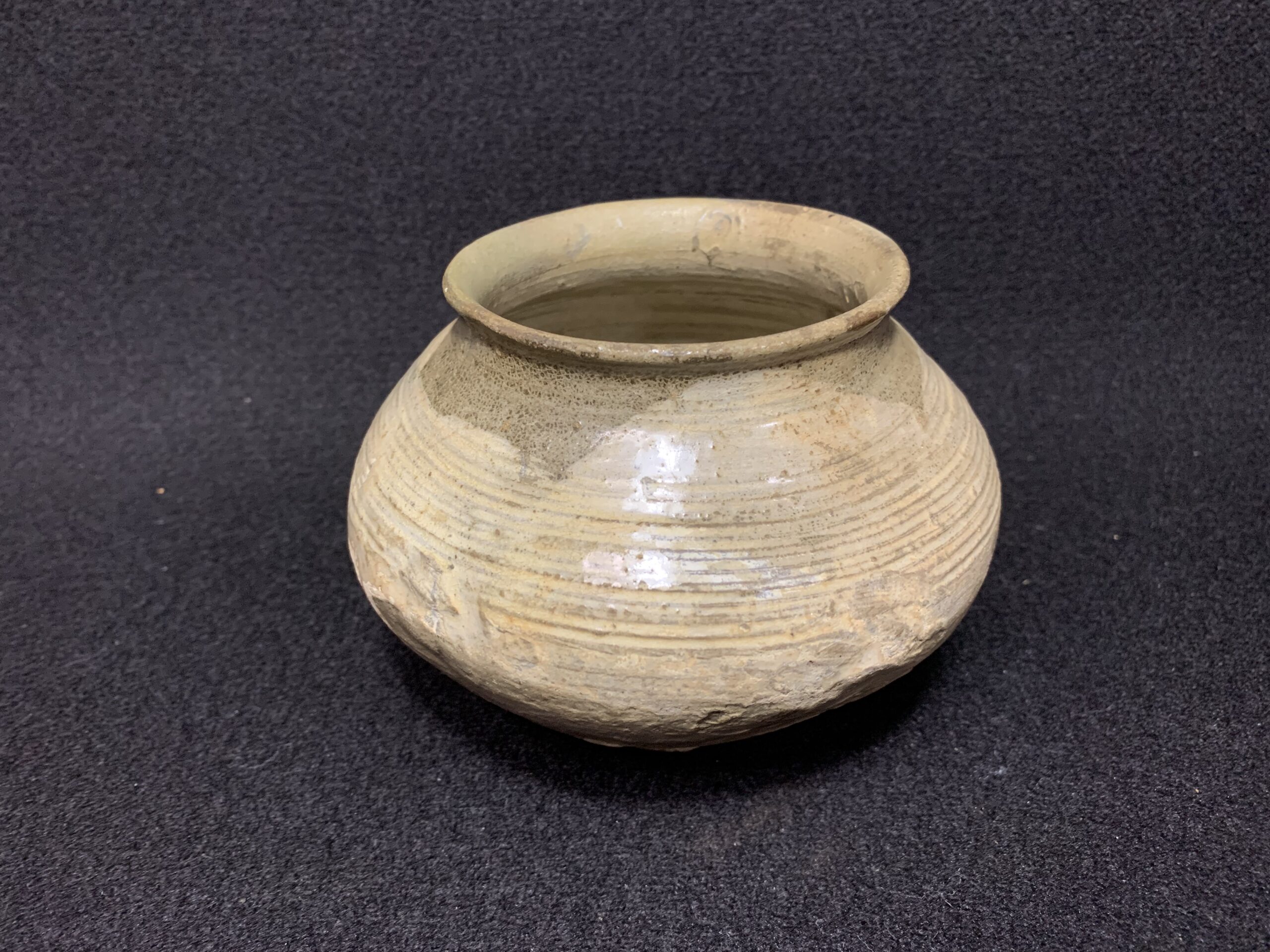 古美術 李朝刷毛目丸壺 買取 | アーカイブ | 誠屋 岡山・倉敷の骨董品