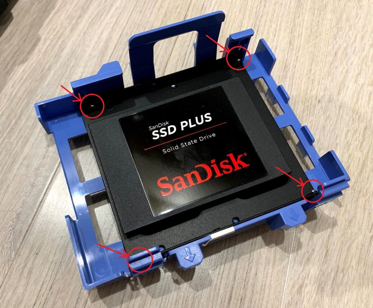 DELLデスクトップPCのHDDをSSDに交換(ハード面) | 閃き作業ブログ