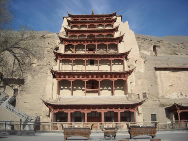 シルクロードロマン、敦煌莫高窟(中国) – VOYAGE -世界見聞録-