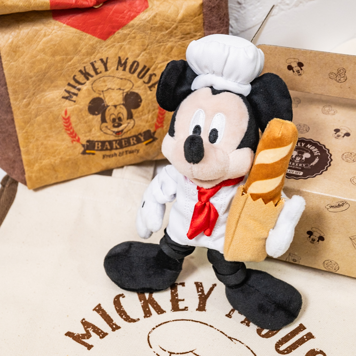 かわいいミッキーモチーフのパンデザイン！ディズニーストアMICKEY'S