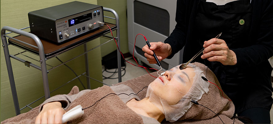 イオン導入・超音波導入 武蔵野皮フ科クリニック 三鷹本院/国立分院