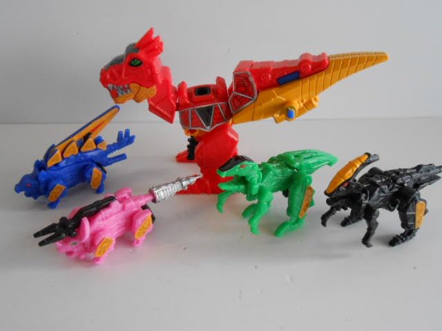 Amazon.co.jp: 獣電戦隊キョウリュウジャー真可動合体獣電竜全5種