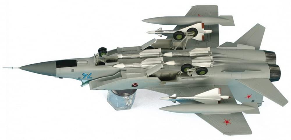 Amazon | ズベズダ 1/72 ソビエト軍 MiG-31迎撃戦闘機 プラモデル