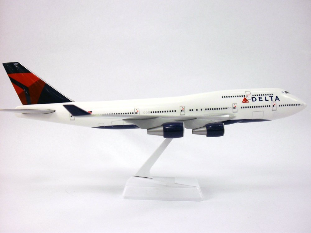DELTA（デルタ） B747-400 1/200 モデルプレーン DELTA（デルタ） B747