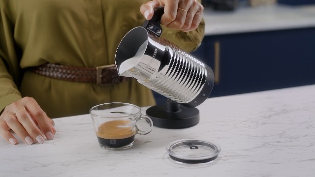 Amazon.co.jp: ネスプレッソ エアロチーノ4 リフレッシュ ミルク加熱