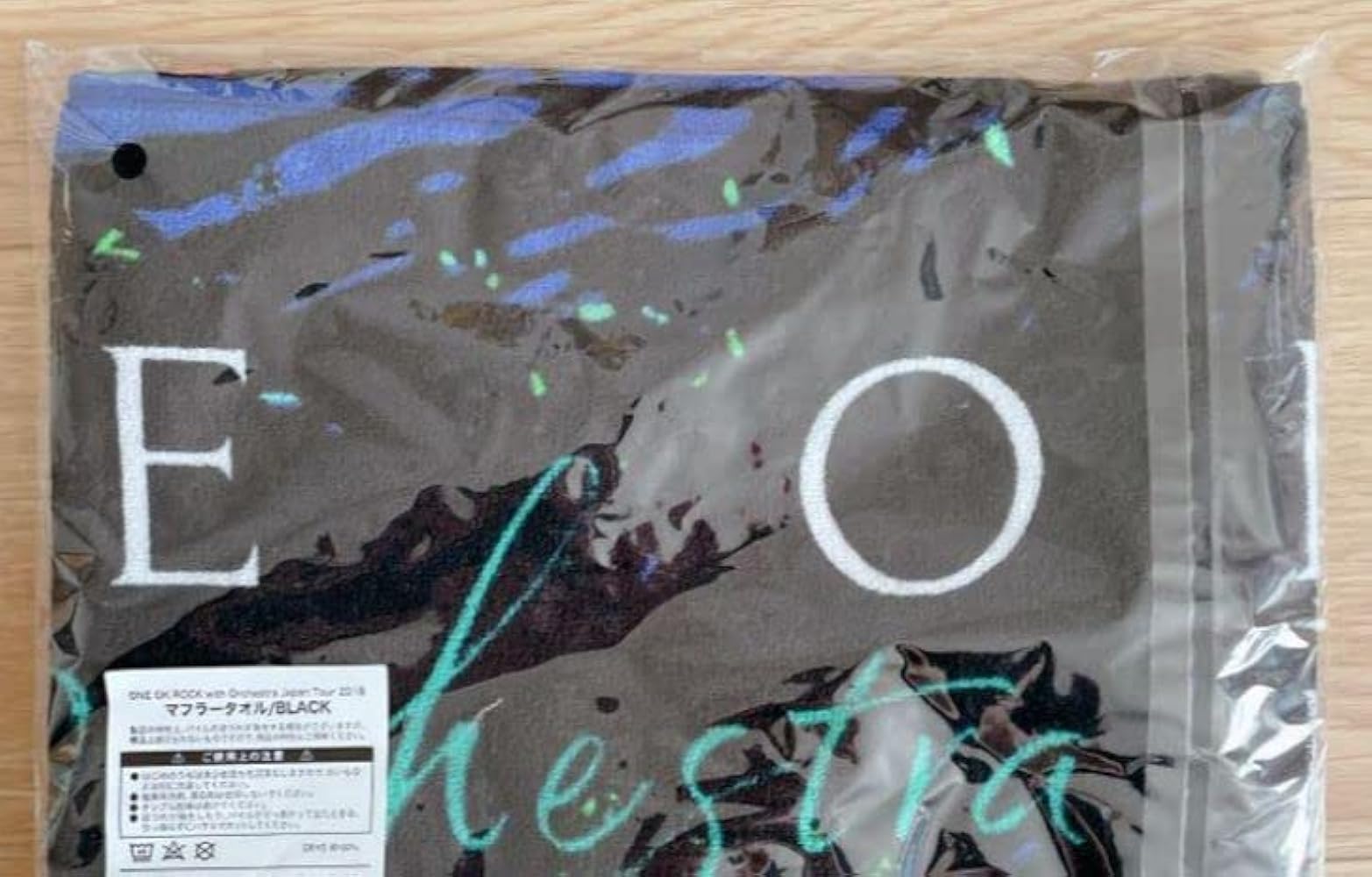 Amazon.co.jp: ONE OK ROCK ワンオクロック ワンオク WITH Orchestra