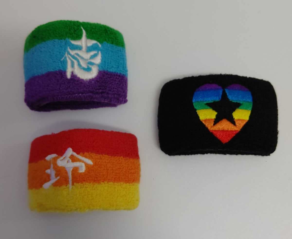 Amazon.co.jp: B'z LIVE-GYM Pleasure 2008 GLORY DAYS ハート 志 玲