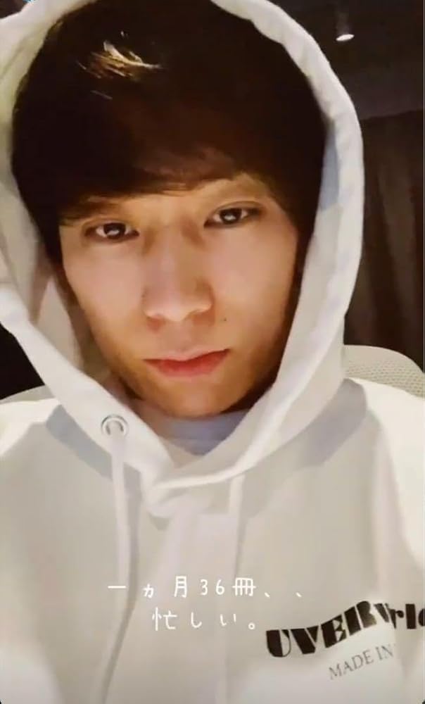 Amazon.co.jp: UVERworld MADE IN JAPAN パーカー ホワイト XLサイズ