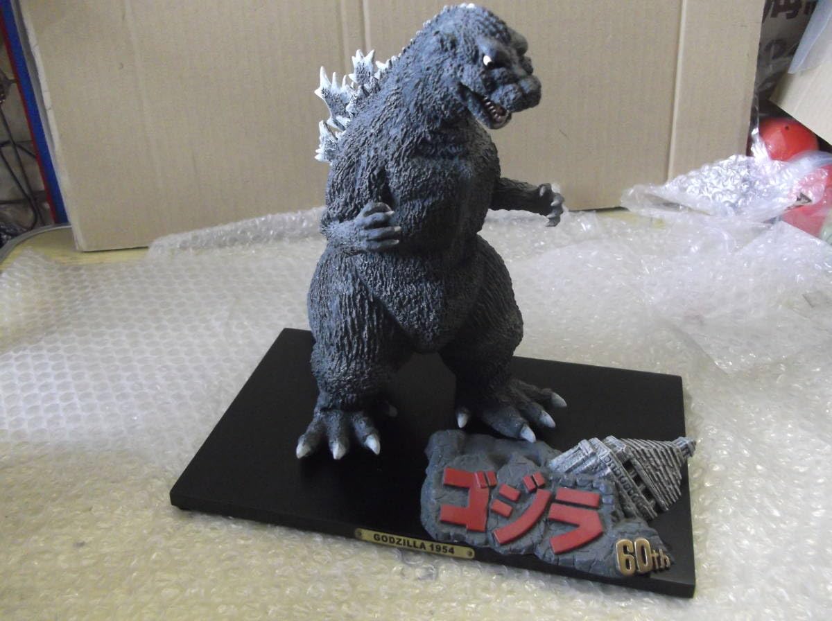 Amazon.co.jp: 地球防衛軍秘密基地本部 東宝怪獣コレクション 60周年