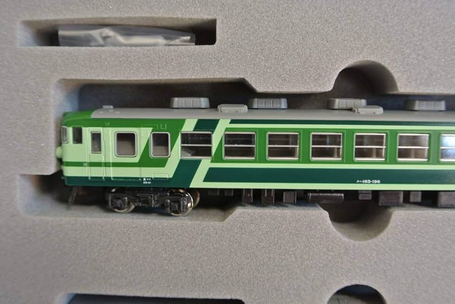 Amazon.co.jp: KATO 165系 ムーンライト 緑 3両セット ／特別