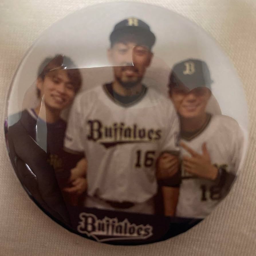 Amazon | オリックス 山本由伸投手、平野佳寿投手、山岡泰輔投手 オフ