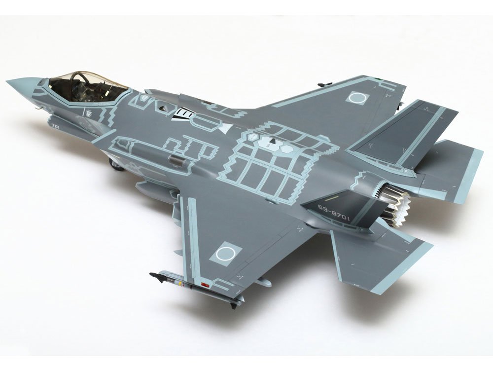 Amazon | タミヤ 1/32 スケール特別企画商品 F-35A ライトニング2 航空