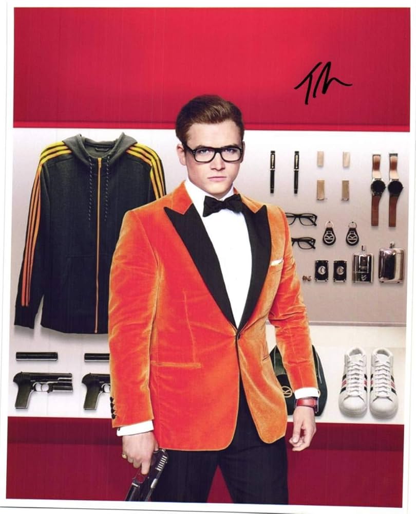 タロン・エガートン 証明書付き 直筆サイン入りフォト ロケットマン