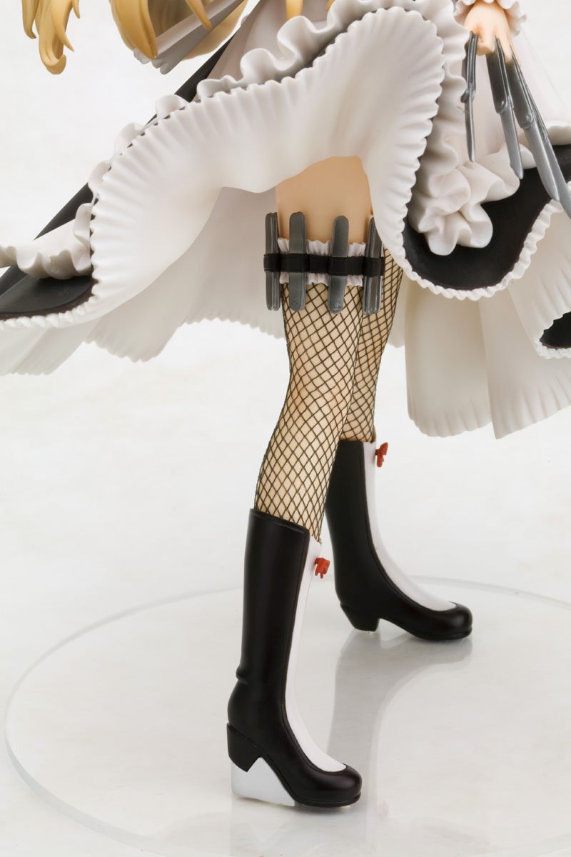 Amazon | シャイニング・ハーツ ローナ (1/8スケール PVC塗装済み完成