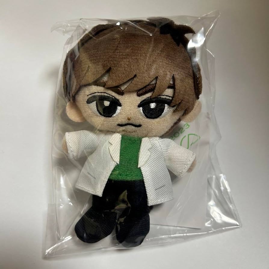 Amazon.co.jp: Snow Man すのチル ぬいぐるみ 阿部亮平 : おもちゃ