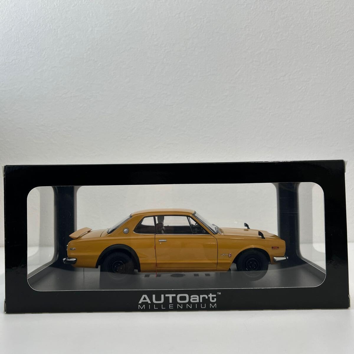 Amazon | AUTOart 1/18 NISSAN SKYLINE 2000 GT-R KPGC10 Brown オート