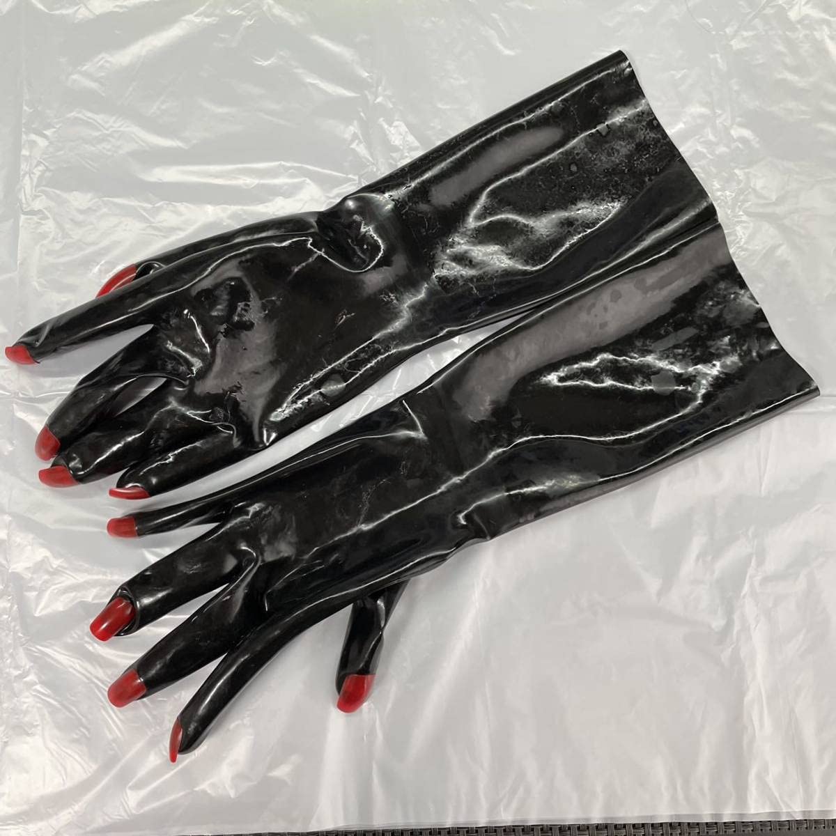 Amazon.co.jp: み 発送レア 爪付 ラバー グローブ Mサイズ レッド