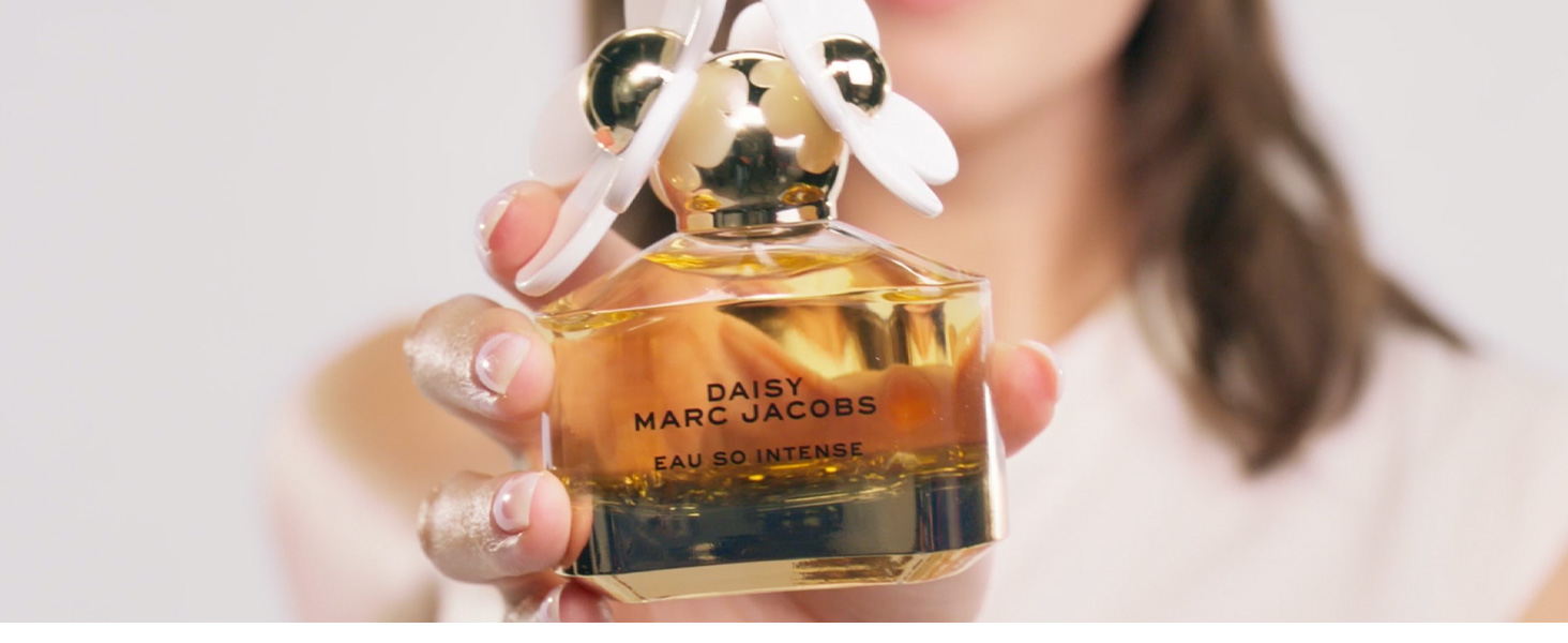 Amazon.com: Marc Jacobs Daisy Eau so Intense Eau de Parfum 1.6 fl