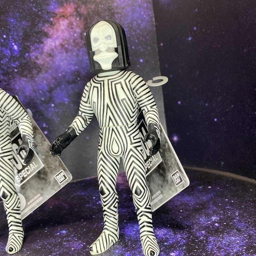 Amazon.co.jp: 三面怪人ダダB ◇エラー品◇ウルトラ怪獣シリーズ2004